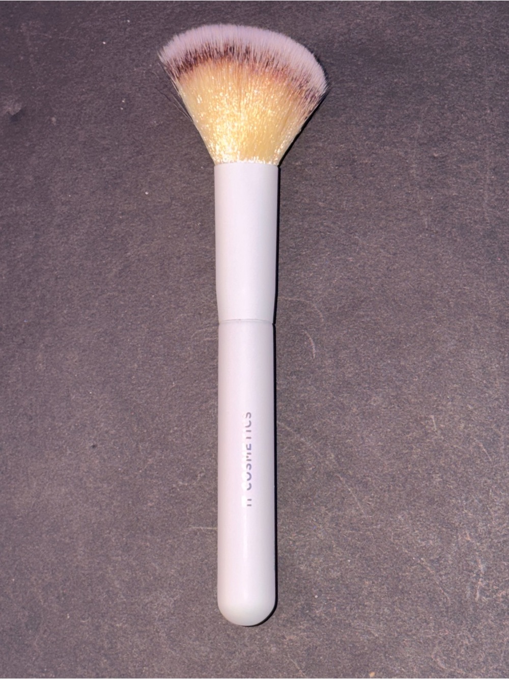 New it cosmetics White Powder/Blush Brush